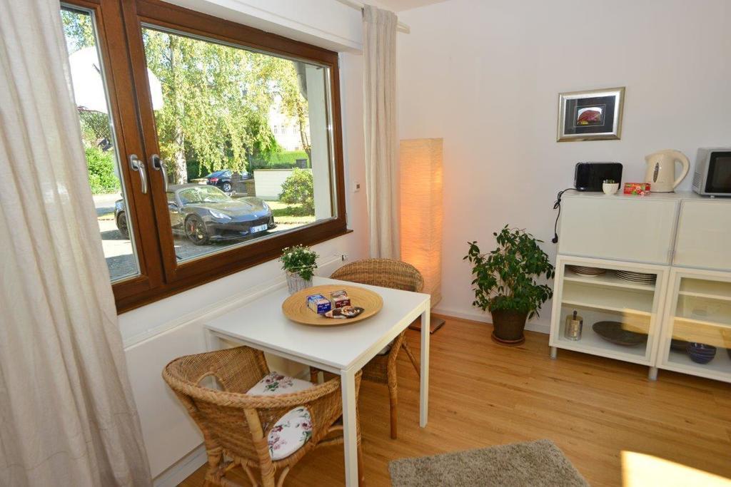 Moderne Ferienwohnung Deichstrasse Hennef  Zimmer foto